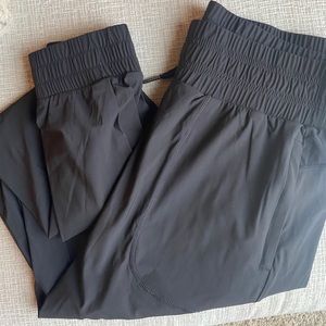 Balance Athletica Jogger Size LG